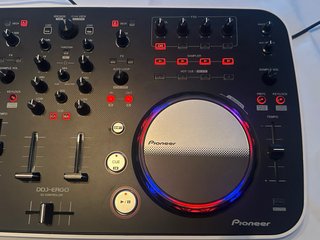 Controlador DJ Pioneer DDJ-ERGO + MALETA pioneer