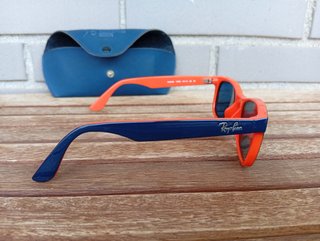 Gafas de Sol Ray-Ban Azules y Naranjas. Para Niño.