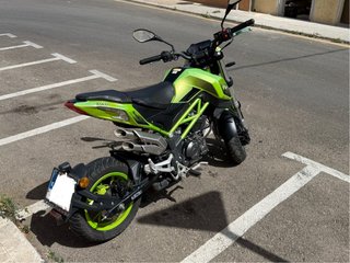 Benelli TNT 125 Verde - 18.285 km