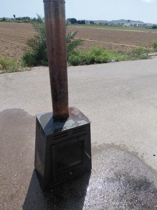 Estufa de leña Chemiña