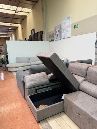 Sofá chaise longue beige y gris