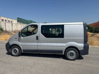 Opel Vivaro 2003
