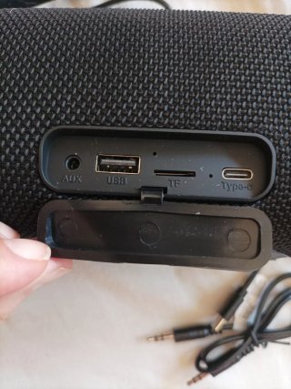 Altavoz Bluetooth Negro y Gris