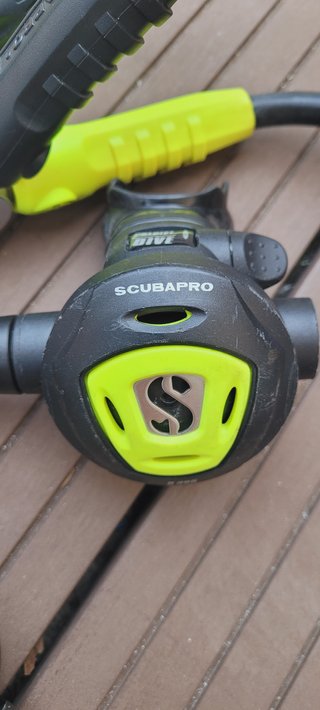 Regulador Scubapro MK25+S600+R395+Manómetro