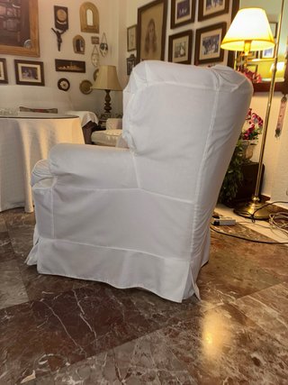 Sillones orejeros individuales cómodos y elegante