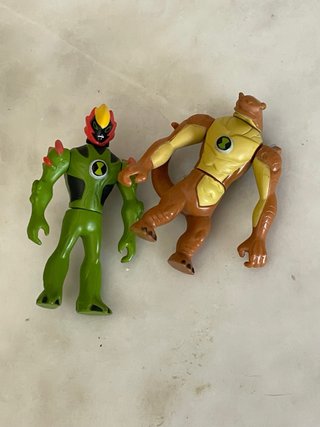 Ben 10 Alien Creation Chamber Mini Figures Lote