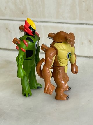 Ben 10 Alien Creation Chamber Mini Figures Lote