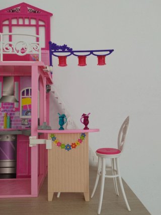 Casa Glam Barbie Vacaciones Portátil 2009