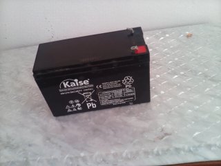 Batería Kaise 12V 7Ah para coches y motos