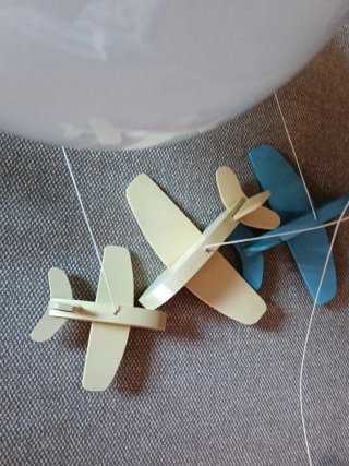 Lámpara infantil aviones