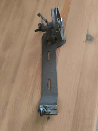Devanador de canilla para máquina de coser