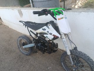 NO NEGOCIABLE  Pit Bike 125cc 4T Motocross