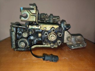 Bomba inyectora RD28T