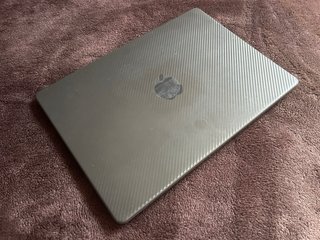MacBook Pro 14” Plata
