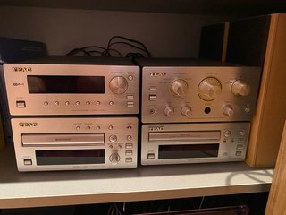 Equipo Hi-Fi TEAC Reference 300 + Mando
