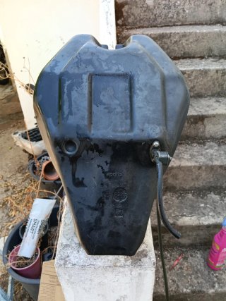 Depósito gasolina Aprilia rs 50