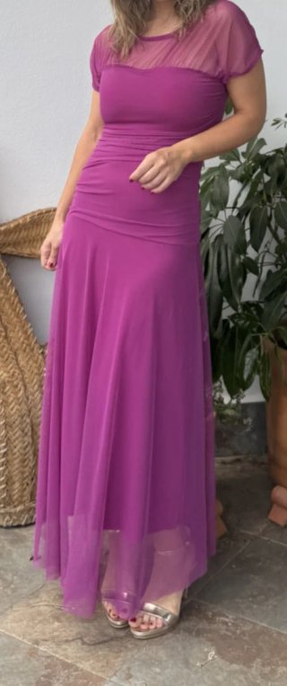 Vestido largo morado fiesta