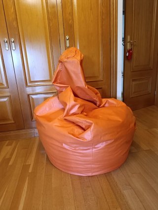 Puff naranja Fiaka