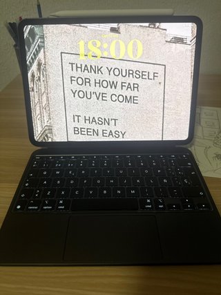 iPad Pro 11 M5 + magic keyboard y apple pencil pro
