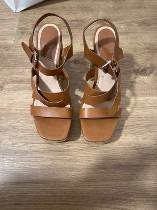 Sandalias de tacón con plataforma