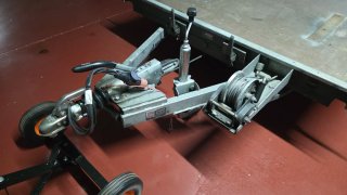 Remolque Cuni Indianapolis300 con freno basculante