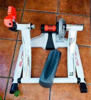 Rodillo Elite Qubo Fluid Bicicleta HIDRÁULICO