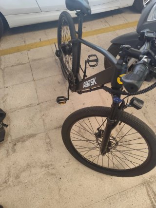 Bicicleta Eléctrica Negra