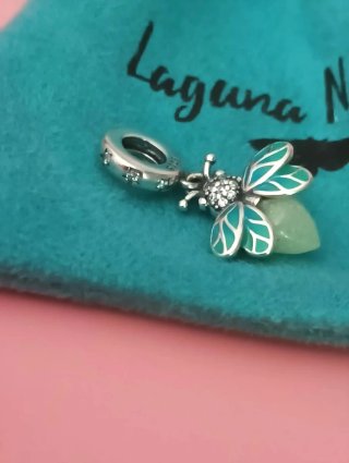 Charm de plata Luciérnaga Brillante