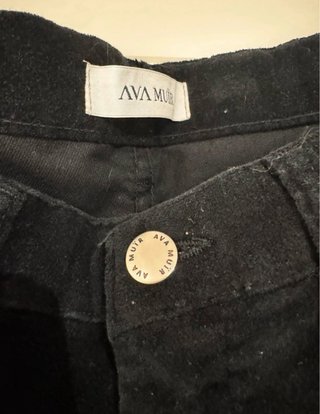 Pantalón campana pana negro
