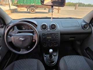 Ford Fiesta 2004