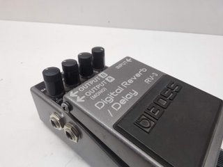 E66254-0 PEDAL MULTIEFECTOS DE GUITARRA BOSS DIGIT