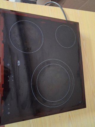 Piani cottura AEG a 3 fuochi in vetroceramica
