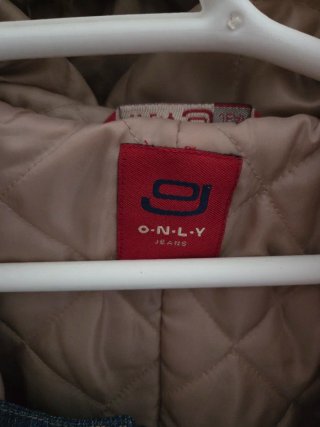 Chaqueta vaquera Only con pelo
