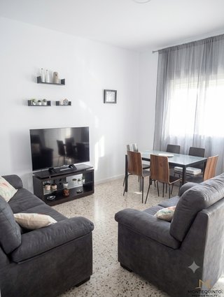 OPORTUNIDAD INVERSIÓN EN CHIPIONA CASA+2 APARTAMEN