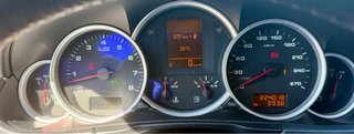 Porsche Cayenne S 4.8 V8 385CV color exclusivo