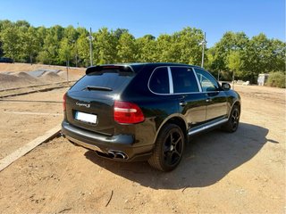 Porsche Cayenne S 4.8 V8 385CV color exclusivo