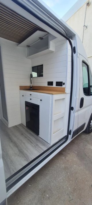 Camperizamos Furgoneta por 12500€+iva