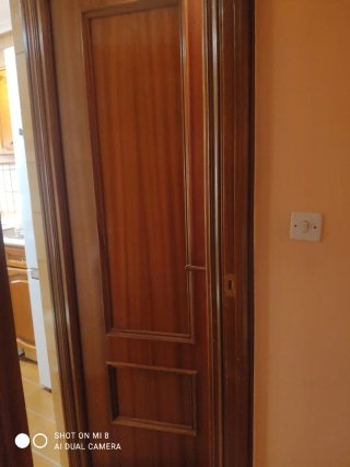 Puerta de madera interior