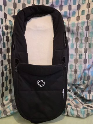 Bugaboo sedia Dragonfly nera con seggiolino e ovetto 850€