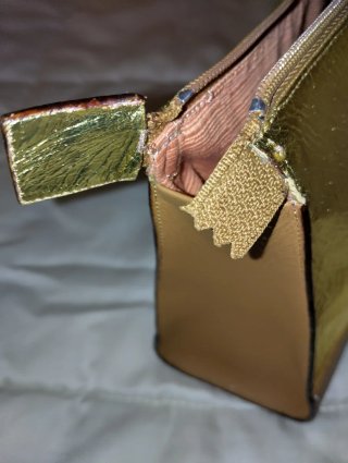 Pochette in vera pelle oro con Gufo