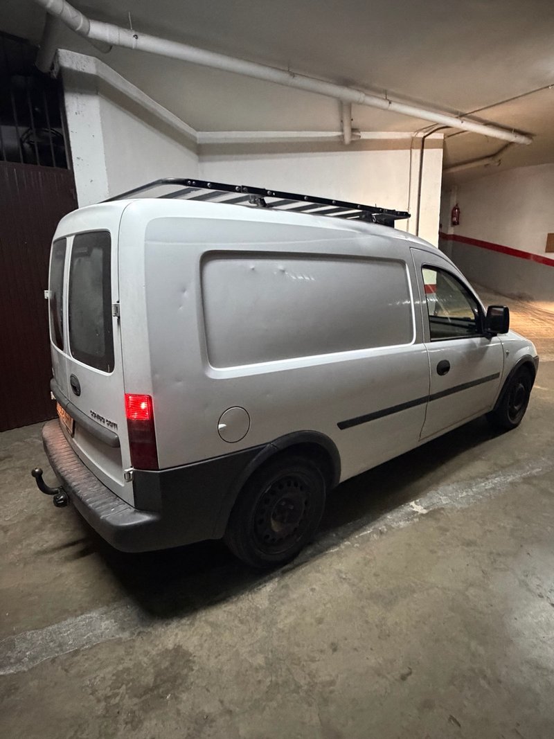 Opel Combo 2010 - foto 1