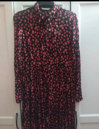 Vestido floral Stradivarius Talla M