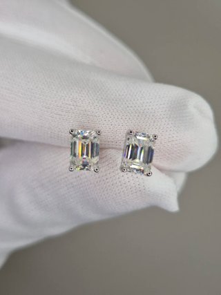 Pendientes de Plata con Moissanita 1CT Esmeralda