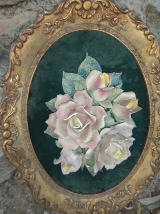 Cuadro Rococo Flores Porcelana Dorado