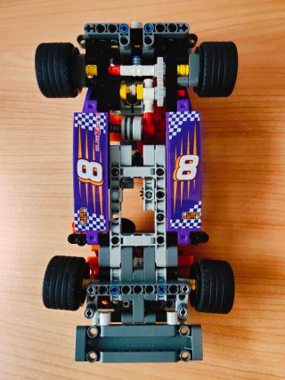 LEGO Technic Kart da Gara 42048