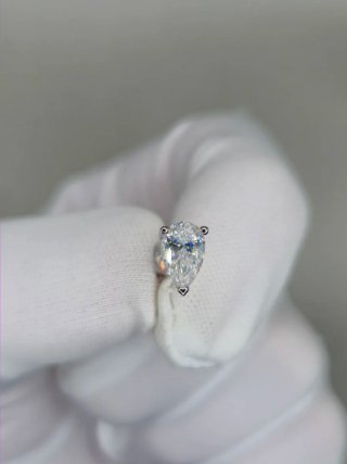 Pendientes Moissanita Corte Pera 1CT
