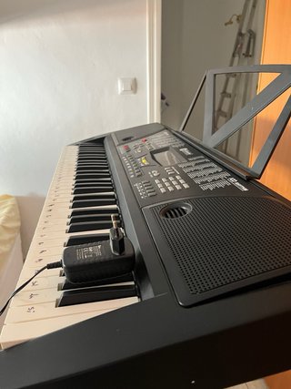 Piano Eléctrico con Soporte