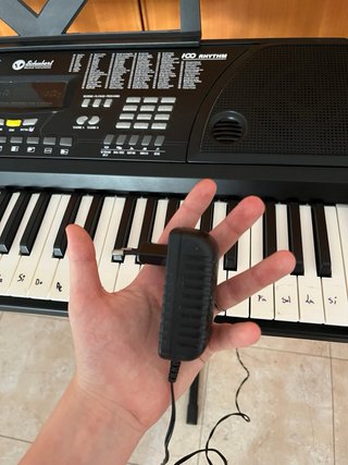 Piano Eléctrico con Soporte