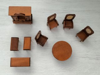 Mobili per Casa delle Bambole Vintage in Legno