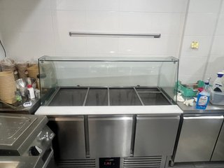 Saladette Profesional ECO 3 Puertas como nuevo